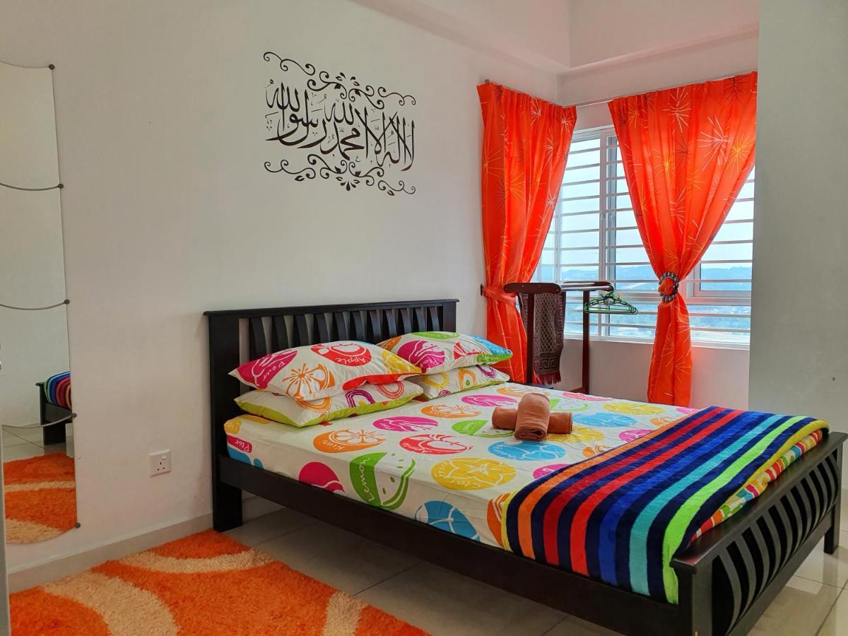Az Homestay @ Southville City Банги Экстерьер фото