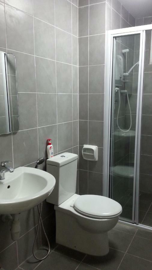 Az Homestay @ Southville City Банги Экстерьер фото